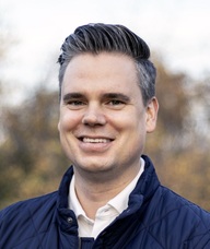 Book an Appointment with Ryan Snikvalds for Office Ergonomics