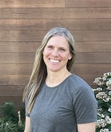 Book an Appointment with Lesley Standerwick at Island Optimal Health and Performance - Dufferin Location