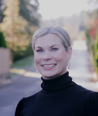 Book an Appointment with Raeghan Siemens for Acupuncture