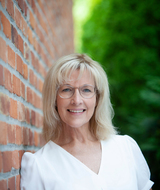 Book an Appointment with Carolyn Underwood at Mind and Kids Zen Counselling Inc- London