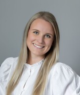 Book an Appointment with Hanna Anderson at Woodbridge Location