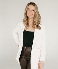 Book an Appointment with Dr. Jessica Campbell Szun for Chiropractic