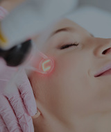 Book an Appointment with Coolpeel - Prix selon Zone at La clinique Versa MD situé à Montréal