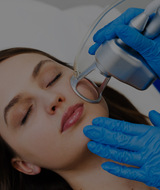 Book an Appointment with Co2 - Prix selon zone at La clinique Versa MD situé à Montréal