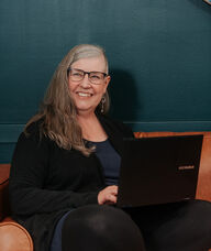 Book an Appointment with Rhonda Lynn for Massage Therapy/CranioSacral Therapy