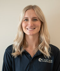 Book an Appointment with Dr. Sarah Les for Chiropractic