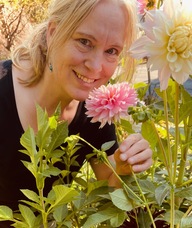 Book an Appointment with Heidi Ezzat for Massage Therapy