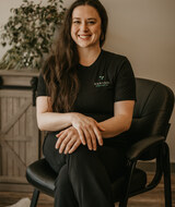 Book an Appointment with Ashley Nawrot at Vantage Physiotherapy Clinic Ltd.